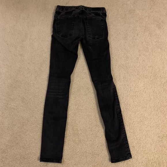 Zara Distressed Denim - Picture 6 of 6